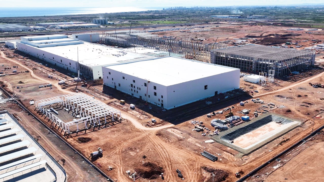 Volkswagen vende el 49% de PowerGo Sagunt a Gotion por 1.100 millones