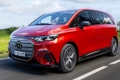 El Mercedes VLE eléctrico gana potencia y tracción 4MATIC, la nueva versión de 422 CV ya tiene precio