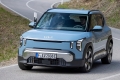 Cuesta menos que el Renault 4 y tiene mejor autonomía, el KIA EV2 más barato entra en la batalla con 3.200 € de rebaja