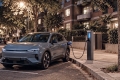 No es un cargador rápido ni una plaza de garaje: Seattle resuelve la carga eléctrica en la acera