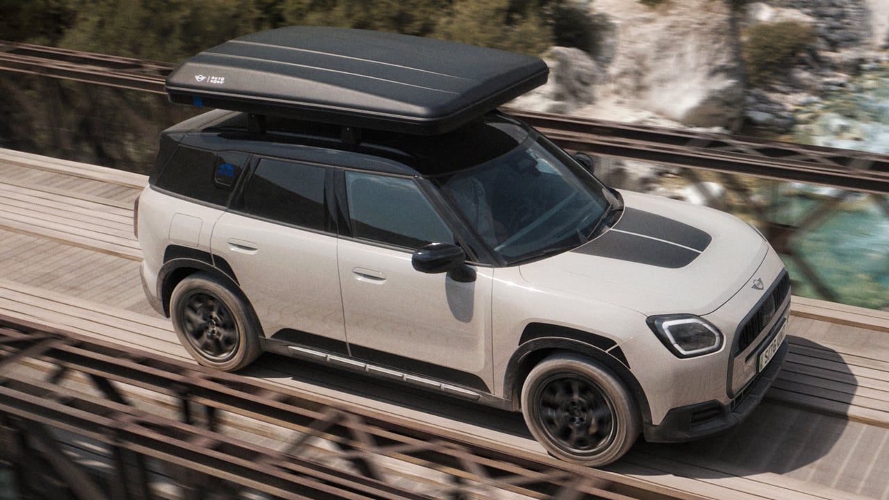 El MINI Countryman Untamed Edition se viste de todoterreno por 4.000 euros más, pero con motor de gasolina se queda sin una de sus mejores ventajas