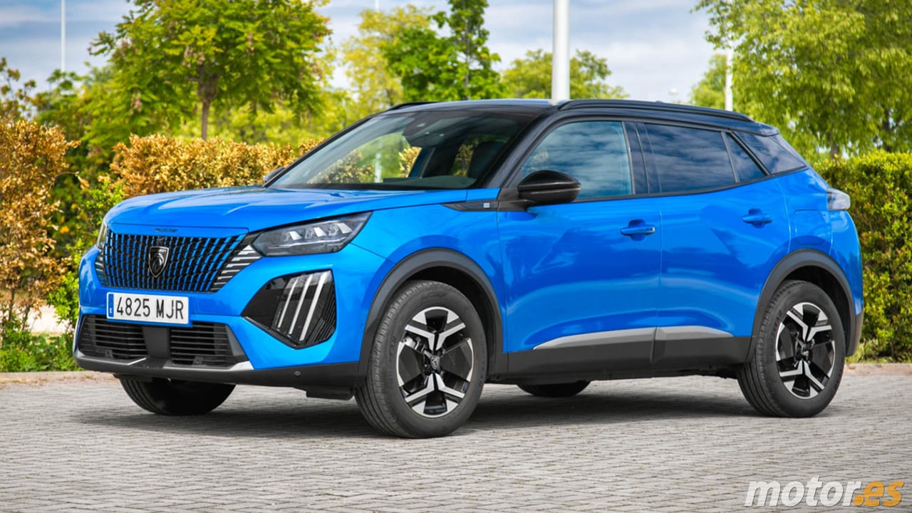 Más de 10.700 € de descuento, el Peugeot 2008 entra en la batalla con el MG ZS de gasolina por precio y motor